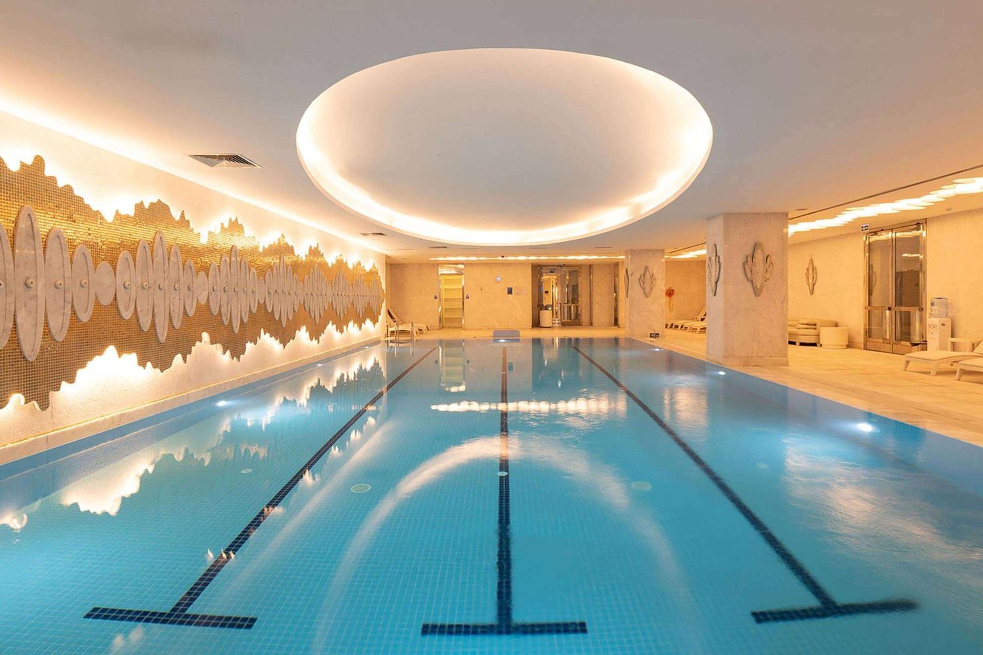 Wyndham Grand Istanbul Kalamis Marina Hotel Exterior foto